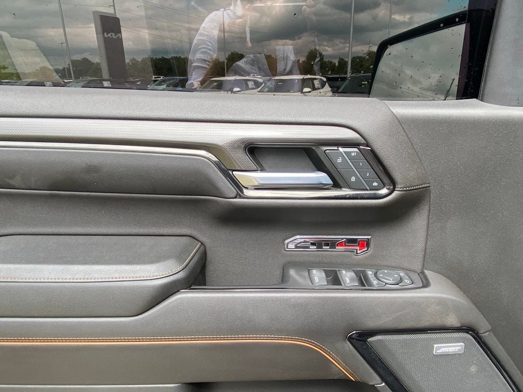 2022 GMC Sierra 1500 AT4 4x4 / HEATED SEATS