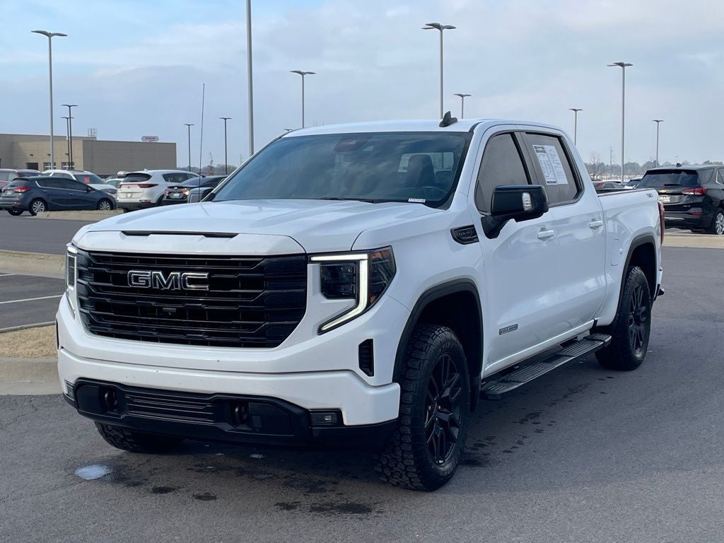 2023 GMC Sierra 1500 Elevation 4X4 / LEATHER / HEATED SEATS