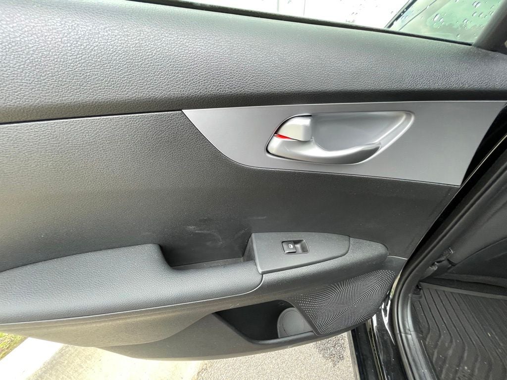 2023 Kia Forte LX ONE OWNER / CLEAN CARFAX