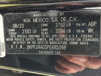 2023 Kia Forte LX ONE OWNER / CLEAN CARFAX