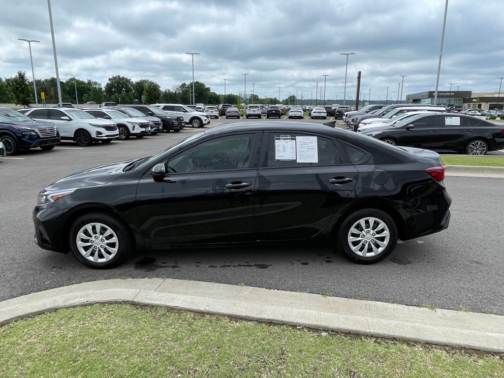 2023 Kia Forte LX ONE OWNER / CLEAN CARFAX