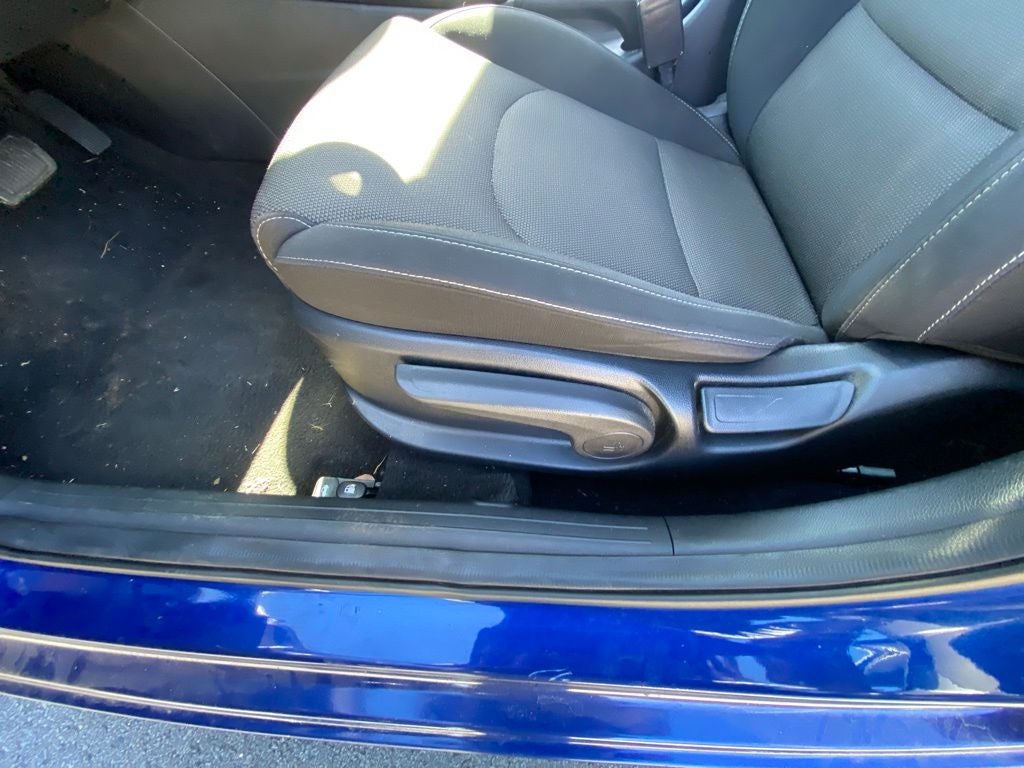 2024 Kia Forte LXS ONE OWNER / CLEAN CARFAX