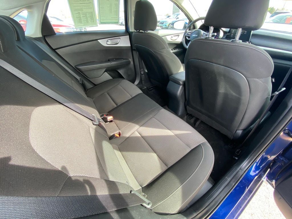 2024 Kia Forte LXS ONE OWNER / CLEAN CARFAX