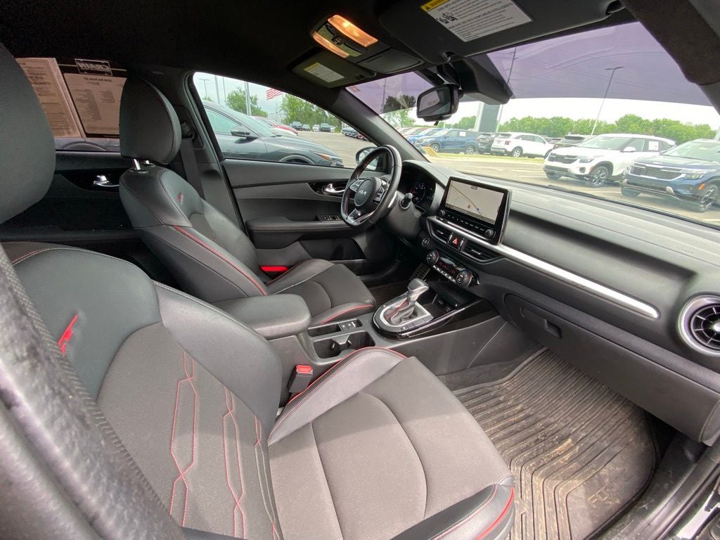 2024 Kia Forte GT ONE OWNER / CLEAN CARFAX / NAV