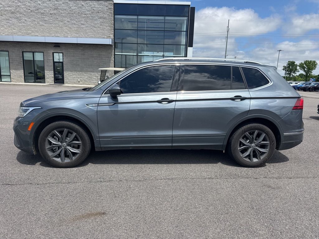 2022 Volkswagen Tiguan 2.0T SE MOONROOF
