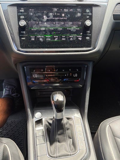 2024 Volkswagen Tiguan 2.0T SEL R-Line