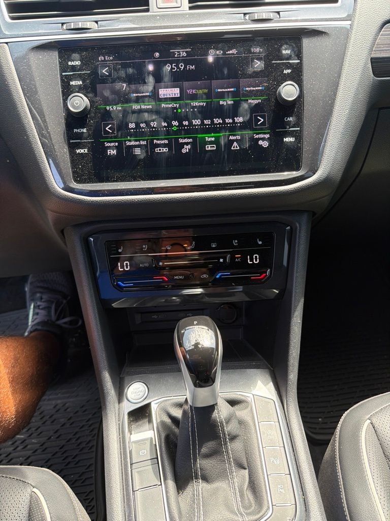 2024 Volkswagen Tiguan 2.0T SEL R-Line