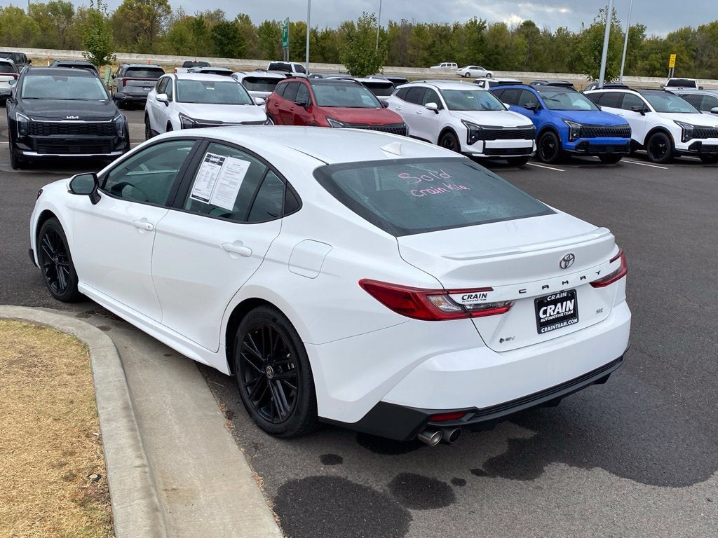 2025 Toyota Camry SE