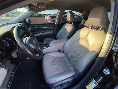 2023 Toyota Camry SE Nightshade / POWER SEAT