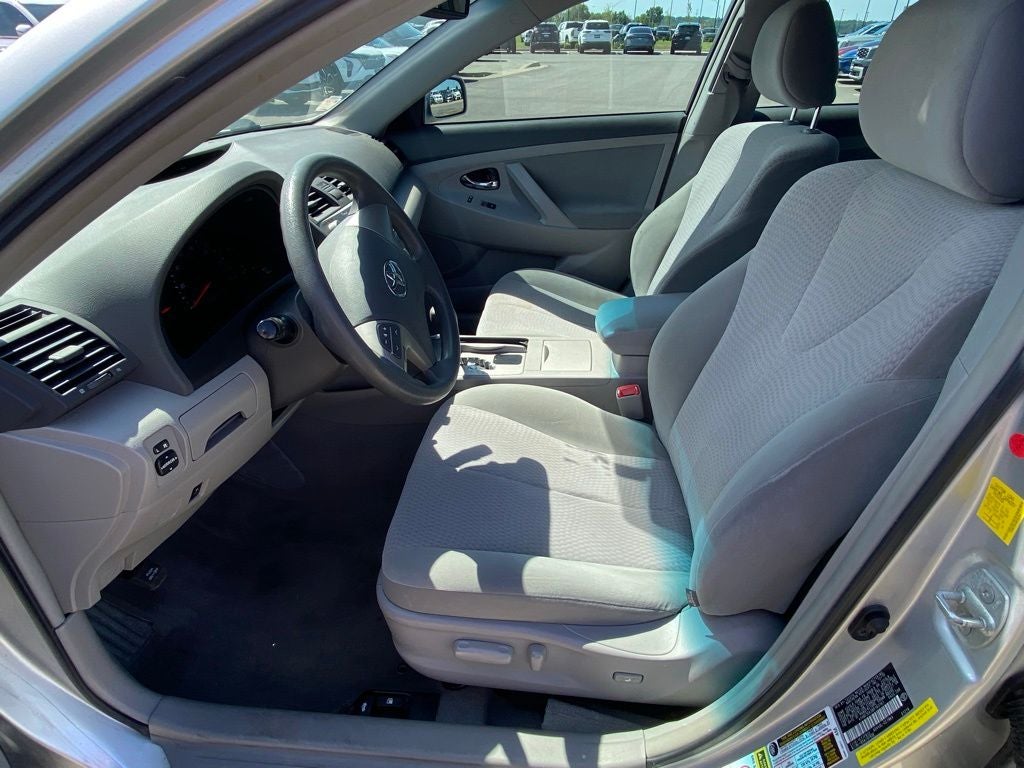 2011 Toyota Camry LE LOW PAYMENTS