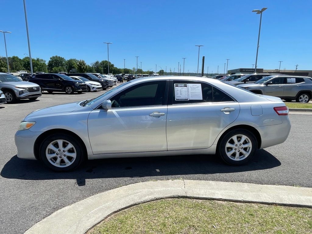 2011 Toyota Camry LE LOW PAYMENTS