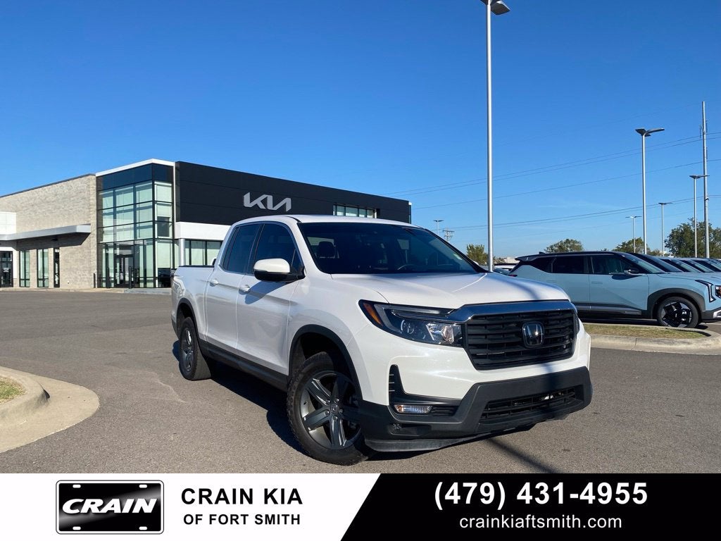 2023 Honda Ridgeline RTL AWD / POWER DRIVERS SEATS / MOONROOF