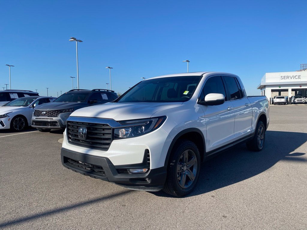 2023 Honda Ridgeline RTL AWD / POWER DRIVERS SEATS / MOONROOF