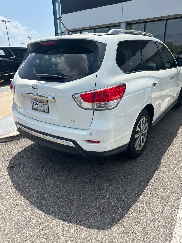 2016 Nissan Pathfinder SV