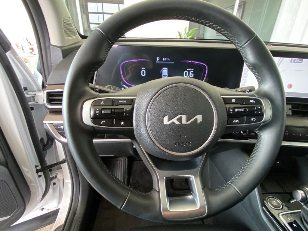 2025 Kia Sportage EX SUNROOF / NAV / HEATED SEATS