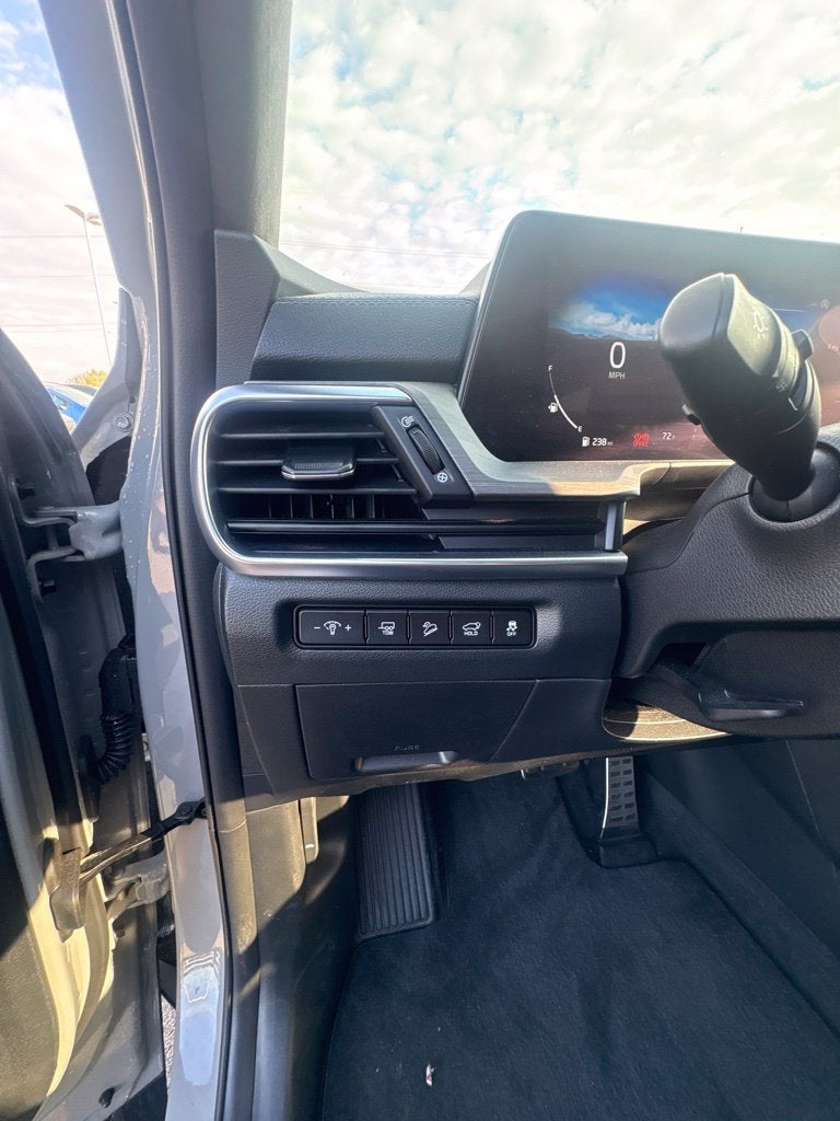 2025 Kia Telluride SX-Prestige X-Line ONE OWNER / SUNROOF / LEATHER / 3RD ROW