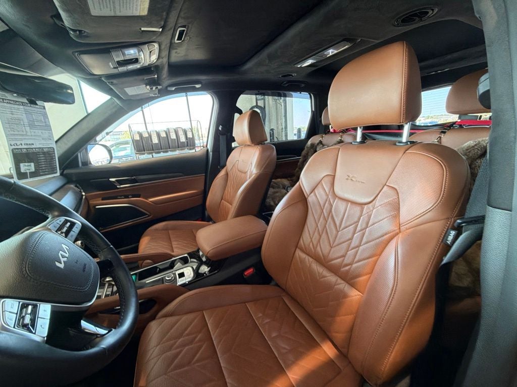 2024 Kia Telluride SX-Prestige X-Line HEATED AND COOLED SEATS / LEATHER / DUAL MOONROOF