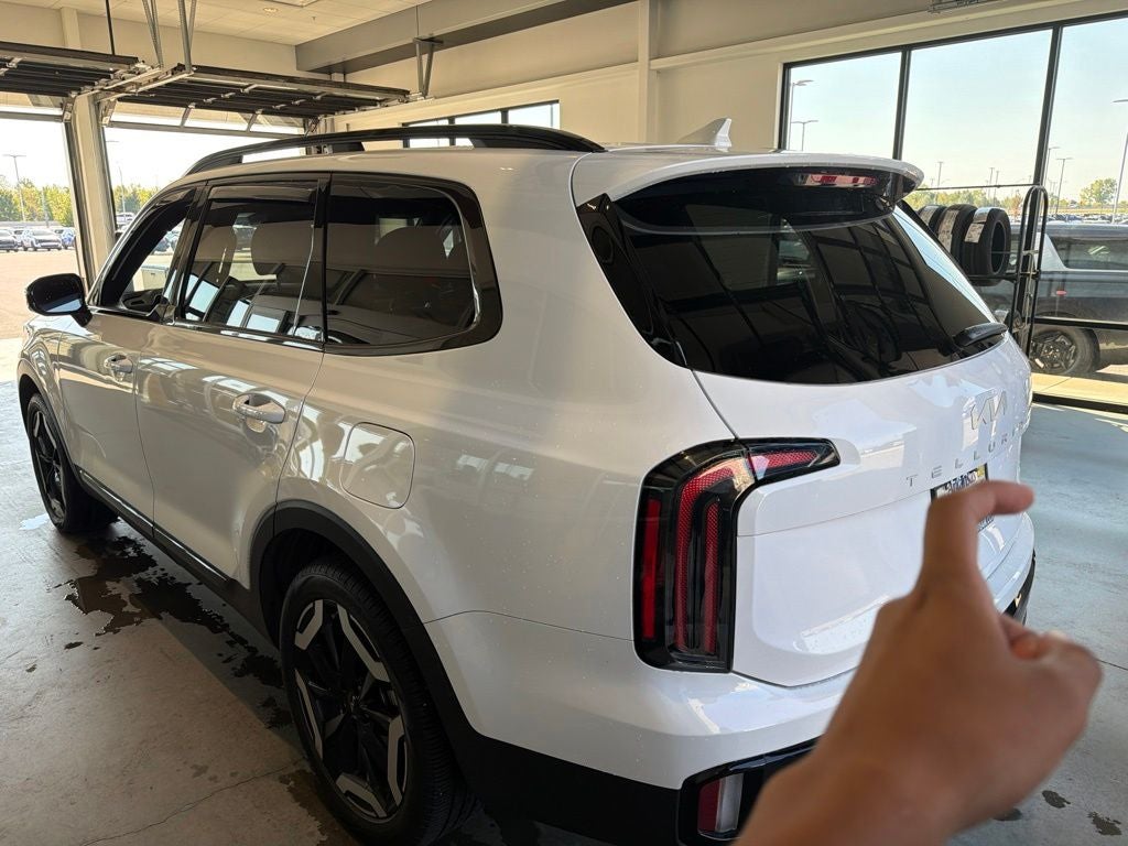 2024 Kia Telluride SX-Prestige X-Line HEATED AND COOLED SEATS / LEATHER / DUAL MOONROOF