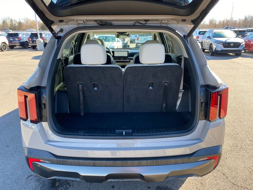 2025 Kia Sorento X-Line EX AWD / MOONROOF / HEATED SEATS