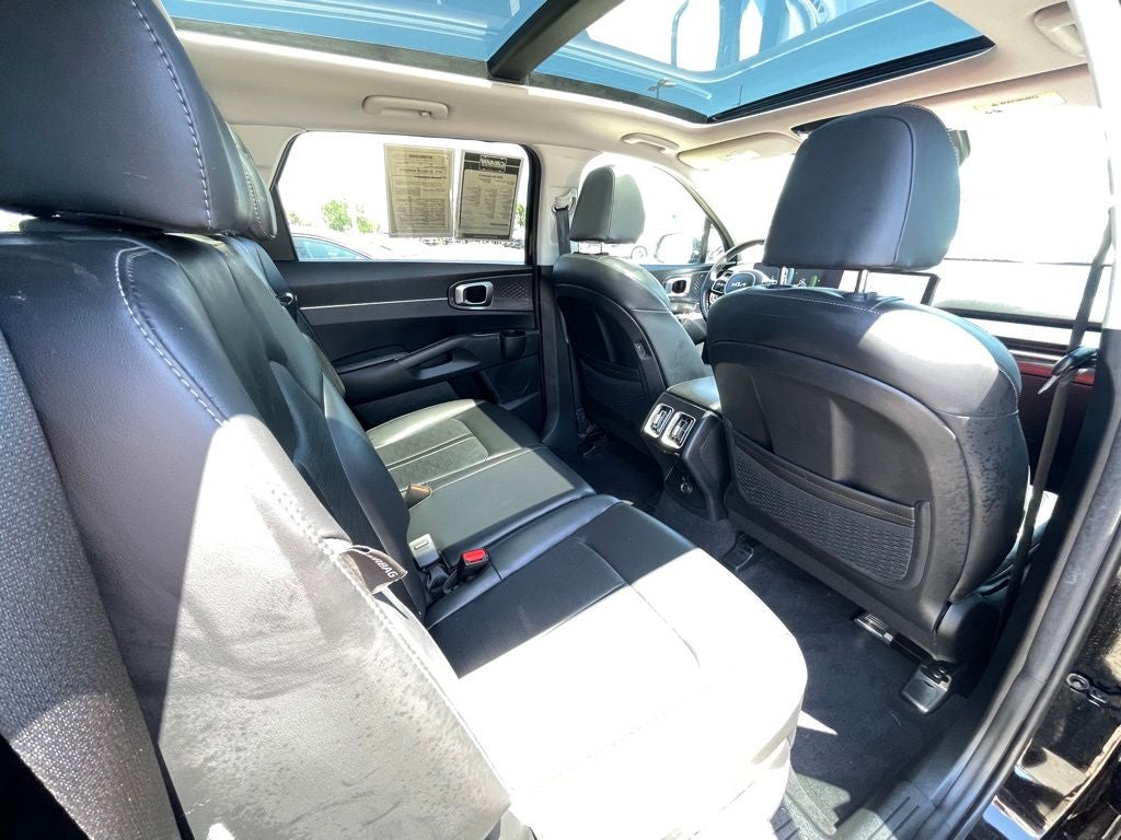 2025 Kia Sorento S MOONROOF / LEATHER / HEATED SEATS