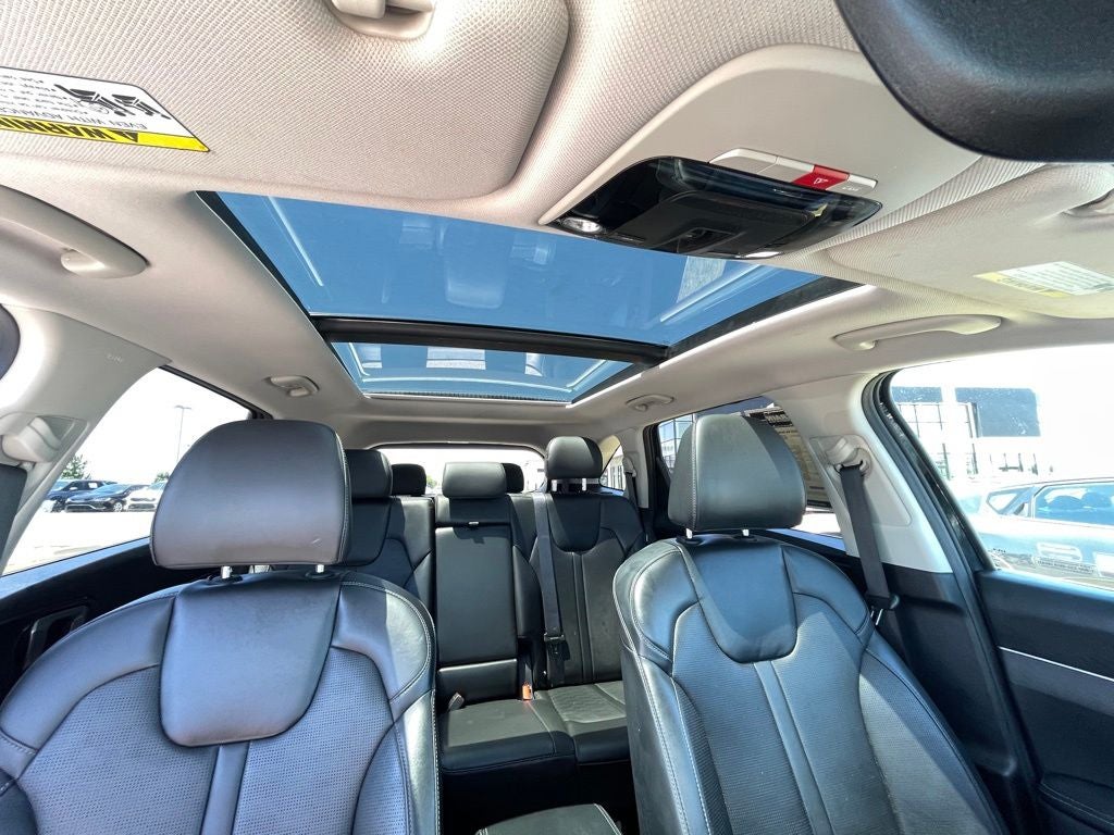 2025 Kia Sorento S MOONROOF / LEATHER / HEATED SEATS