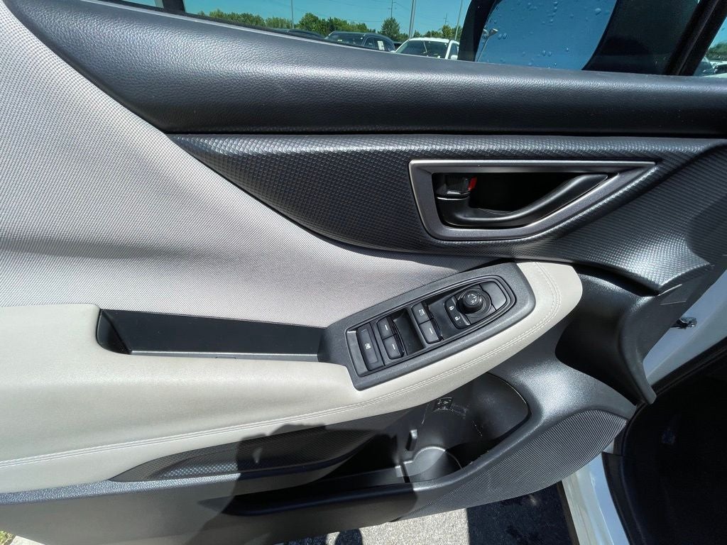 2021 Subaru Forester Base AWD / LOW MILES