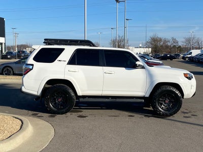 2020 Toyota 4Runner TRD Pro 4X4 / HEATED SEATS / MOONROOF