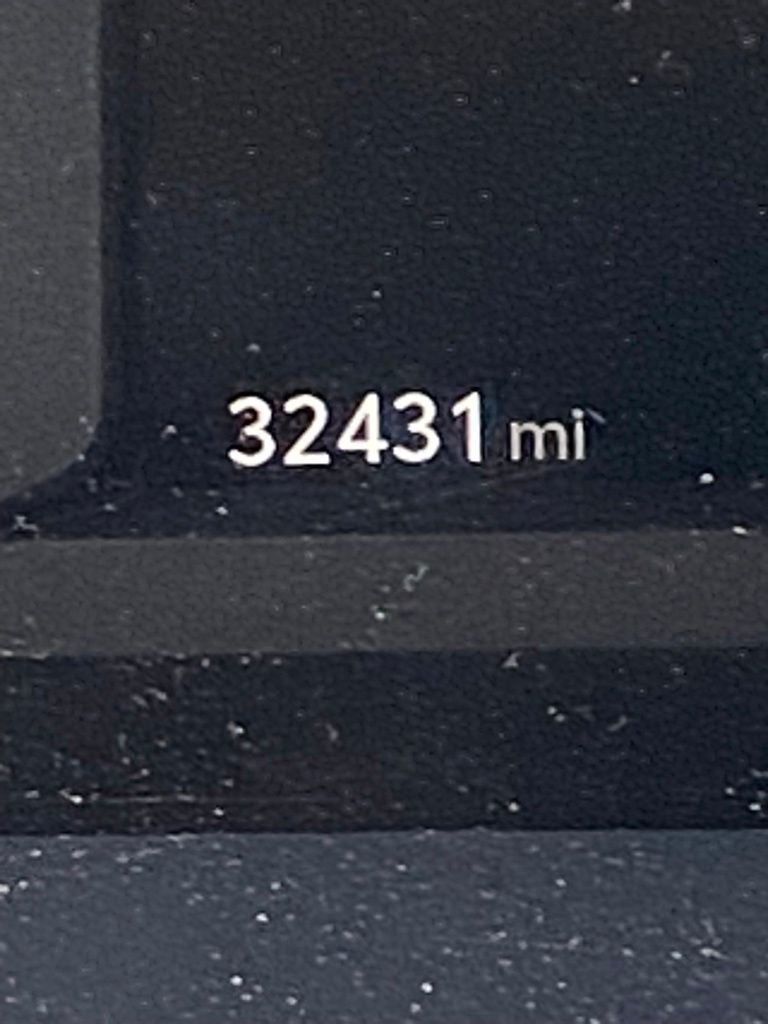 2025 Toyota 4Runner SR5 4X4 / ONE OWNER