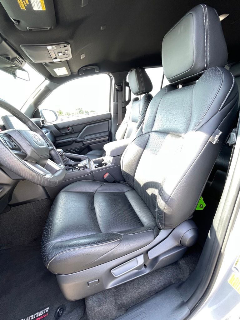 2025 Toyota 4Runner i-FORCE MAX Hybrid TRD Off Road / ONE OWNER / 4X4