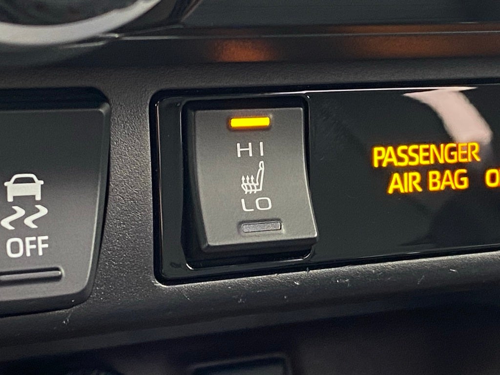 2019 Toyota RAV4 Limited AWD / LEATHER / SUNROOF