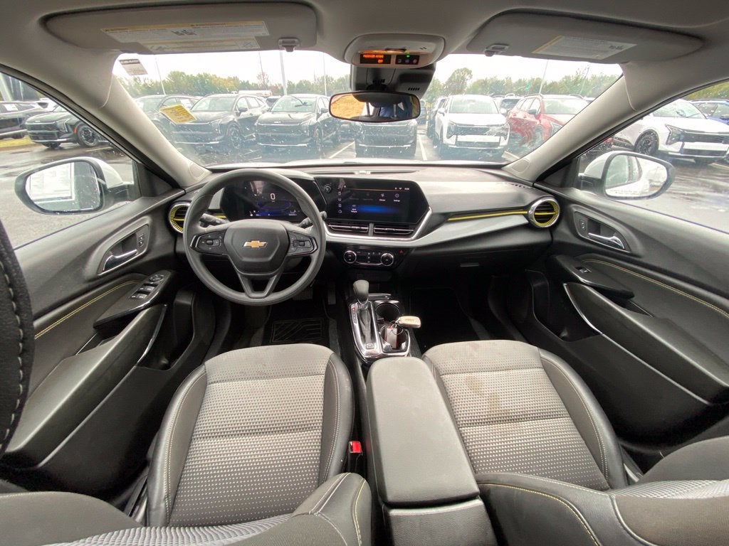 2025 Chevrolet Trax LT BLUETOOTH / BACK UP CAM