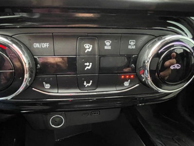 2025 Chevrolet Trax LT HEATED SEATS / ONE OWNER