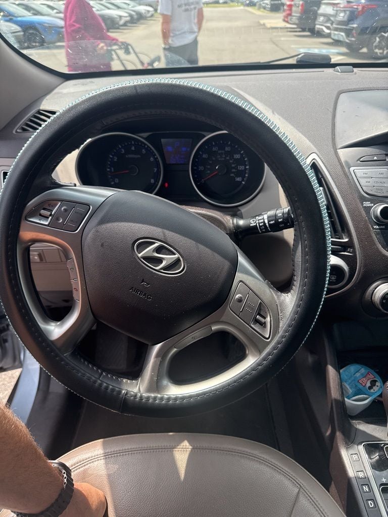 2012 Hyundai Tucson GLS LOW LOW PAYMENTS