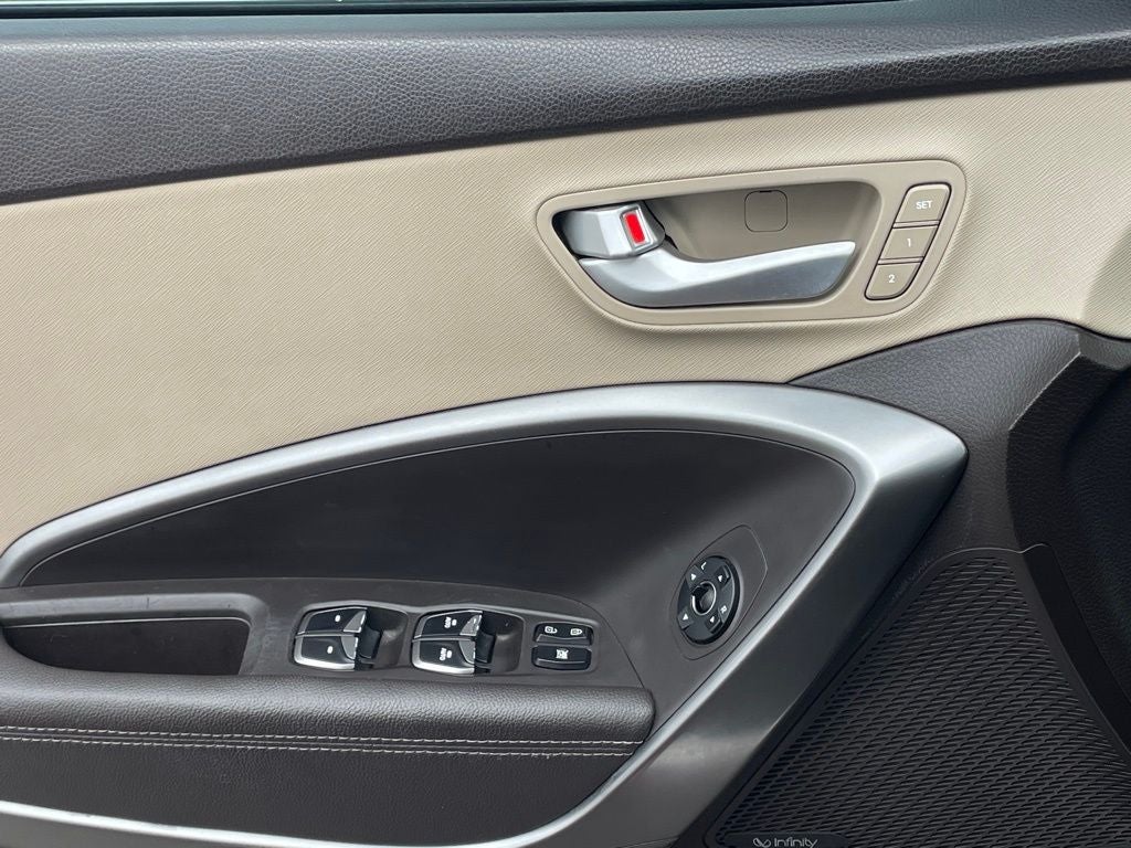 2017 Hyundai Santa Fe Limited Ultimate