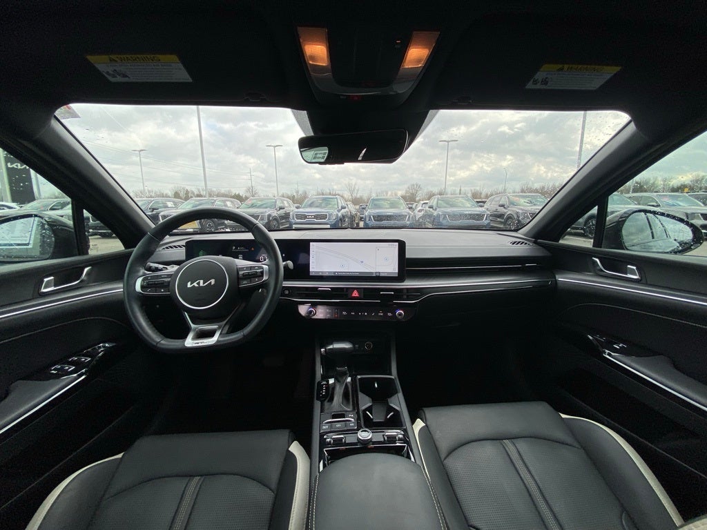 2025 Kia K5 GT-Line HEATED SEATS / LEATHER / NAV