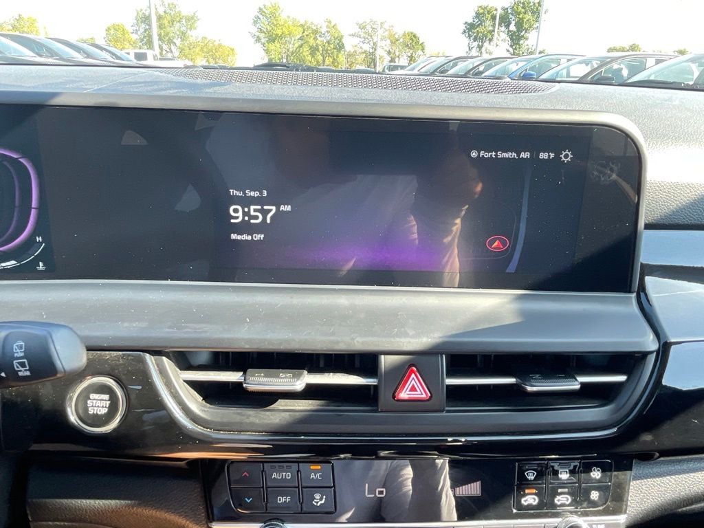 2025 Kia Seltos S ONE OWNER / HEATED SEATS / NAV