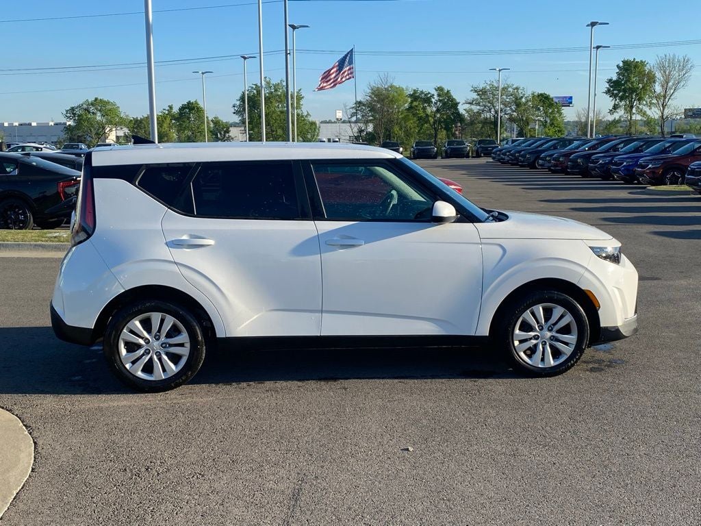 2024 Kia Soul LX
