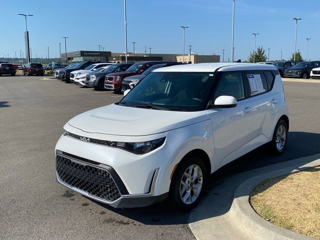 2024 Kia Soul LX