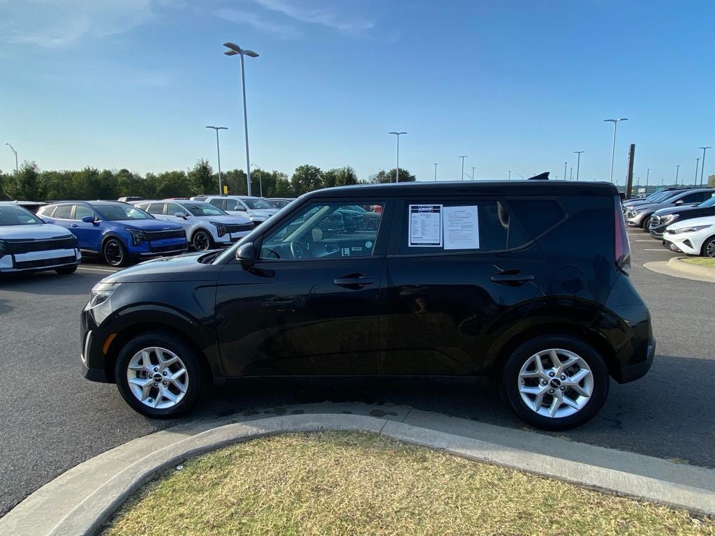 2024 Kia Soul LX