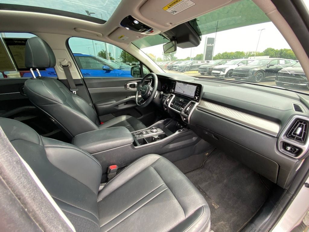 2022 Kia Sorento Hybrid EX