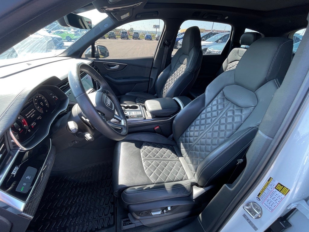 2022 Audi SQ7 MOONROOF / LEATHER / HEATED SEATS quattro