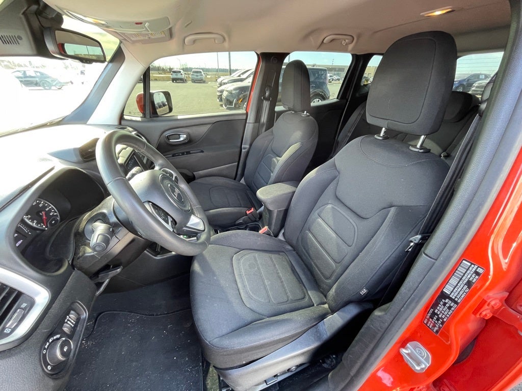 2020 Jeep Renegade Latitude LOW PAYMENTS / CLEAN CARFAX