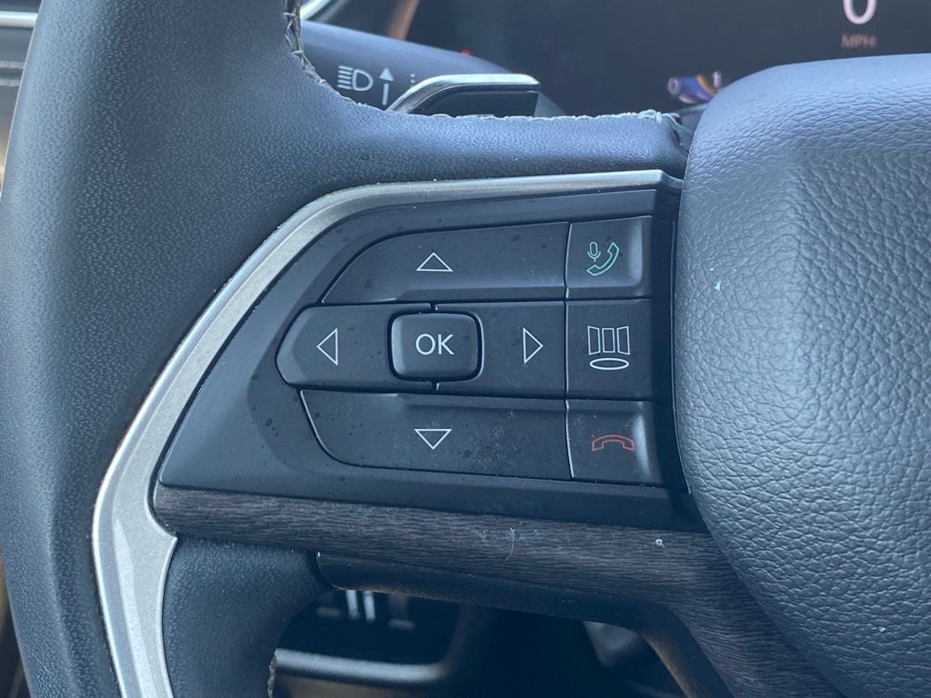 2023 Jeep Grand Cherokee L Limited *Luxury Tech Group