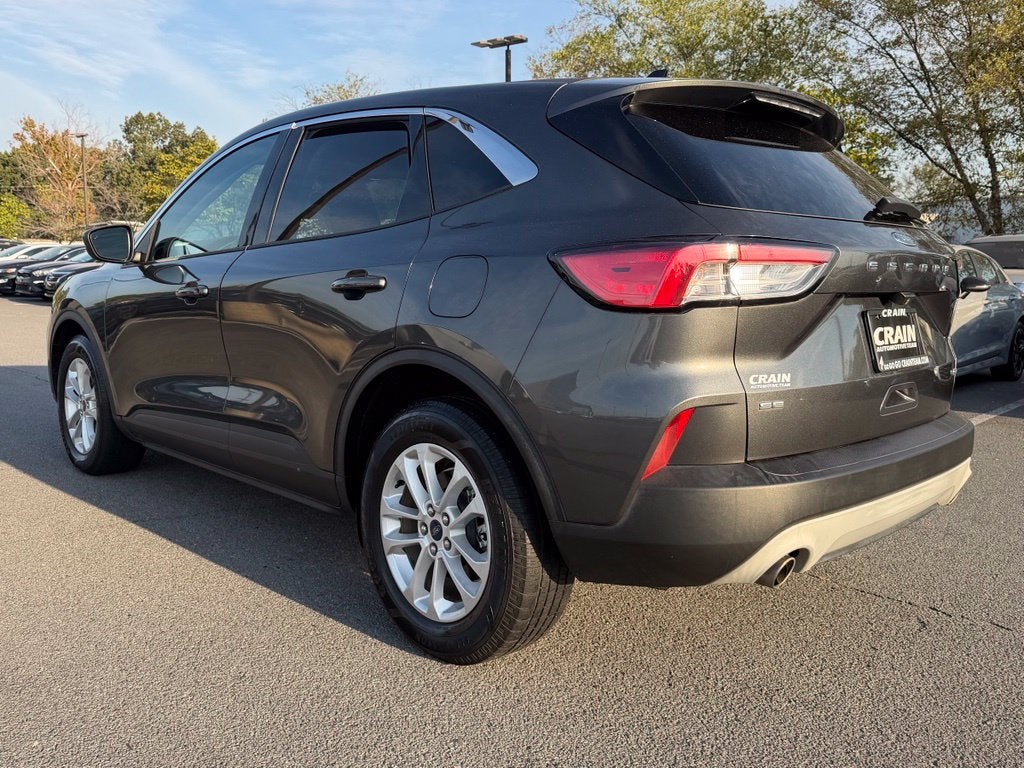 2020 Ford Escape SE