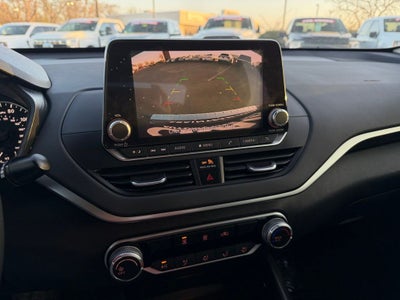 2021 Nissan Altima 2.5 SV