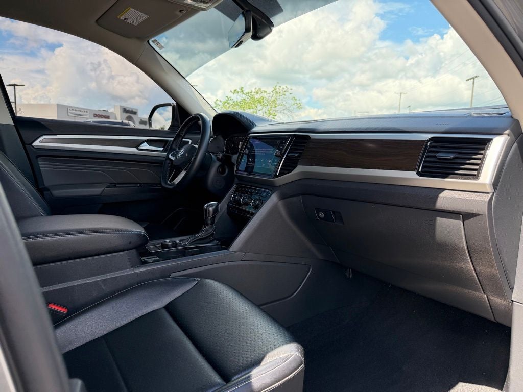 2022 Volkswagen Atlas 3.6L V6 SE w/Technology