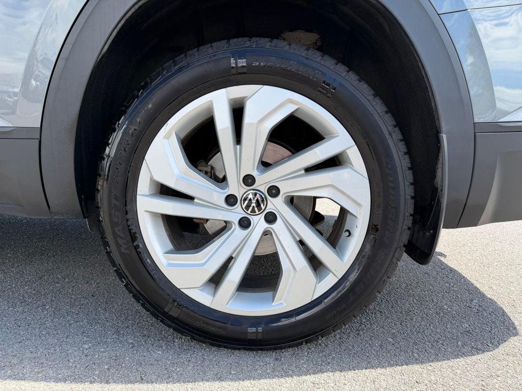 2022 Volkswagen Atlas 3.6L V6 SE w/Technology