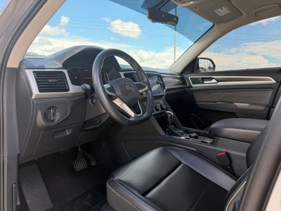 2022 Volkswagen Atlas 3.6L V6 SE w/Technology