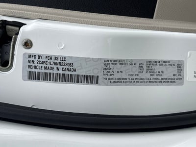 2022 Chrysler Pacifica Hybrid Touring L