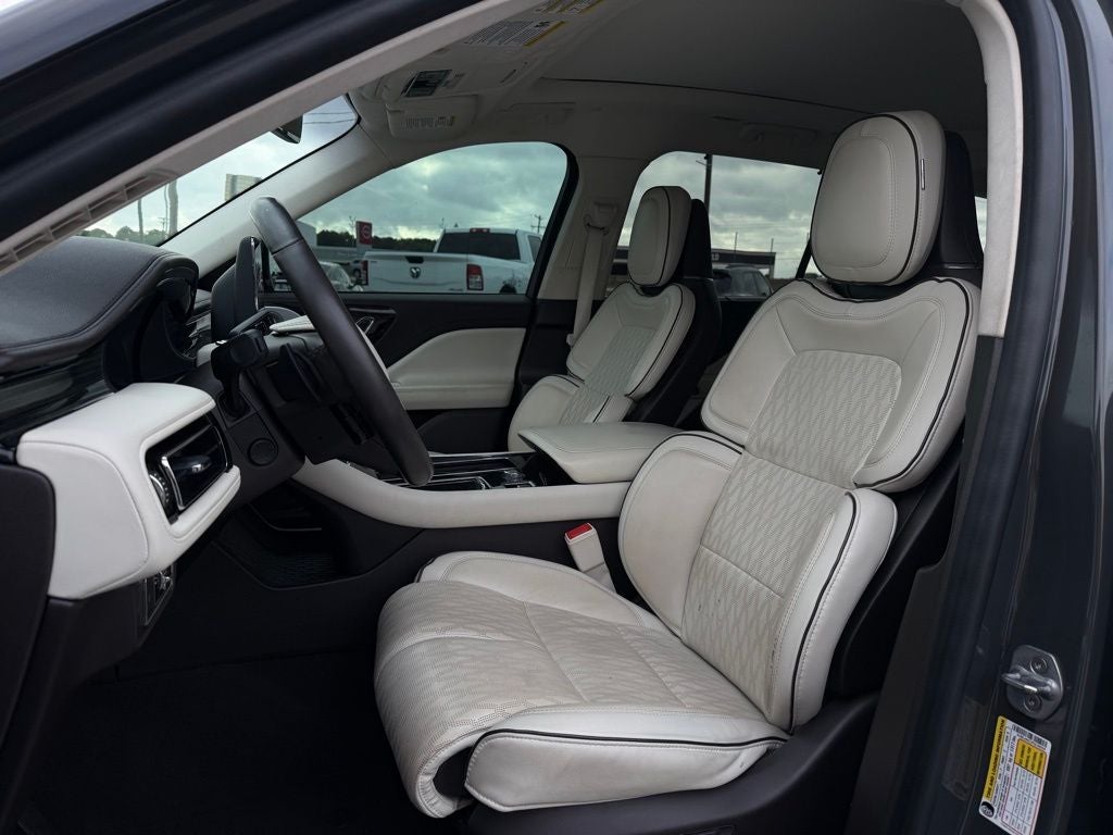 2023 Lincoln Aviator Black Label